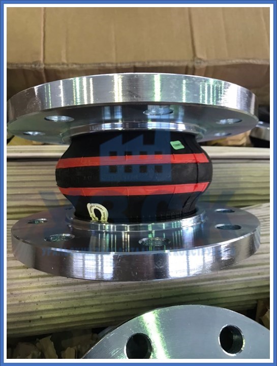 компенсатор резиновый фланцевый в Челябинске